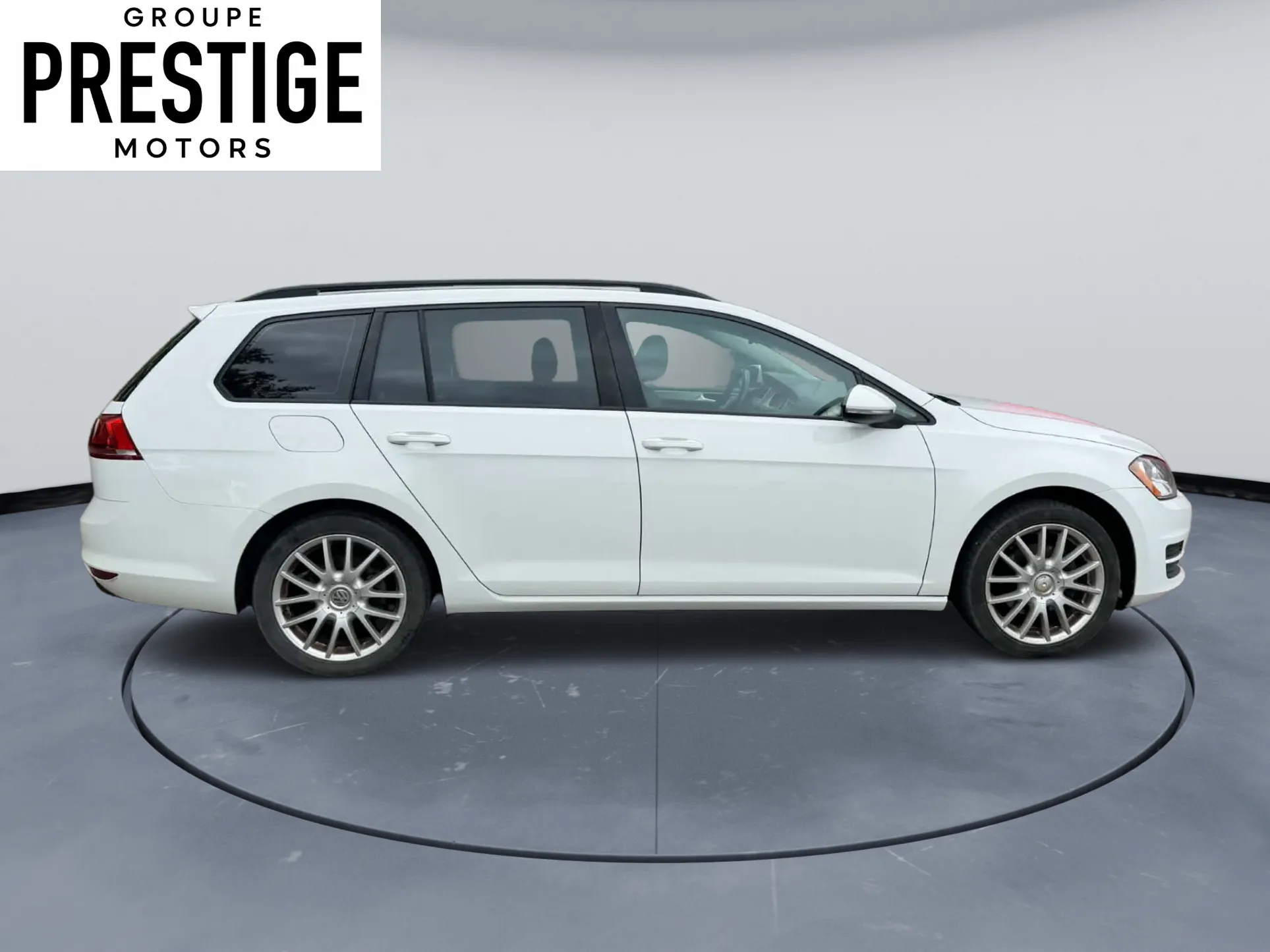 VOLKSWAGEN SPORTWAGEN *4MOTION* 2017